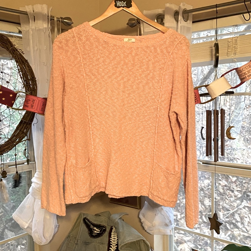 80s style pink sweater